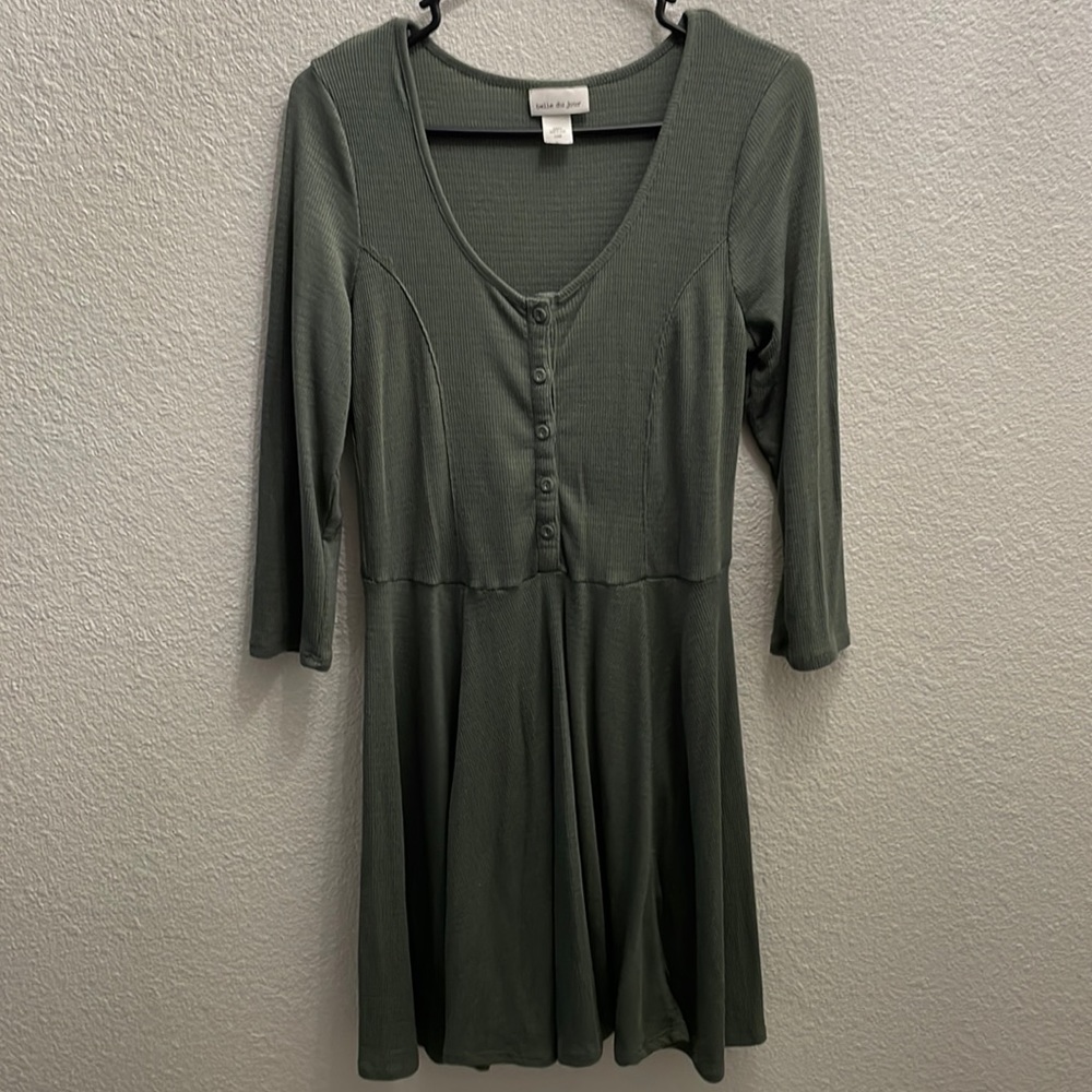 Women’s dress